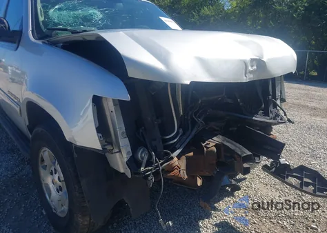 2011 Chevrolet Suburban 1500 Lt1 from USA, damaged, VIN 1GNSKJE38BR171516